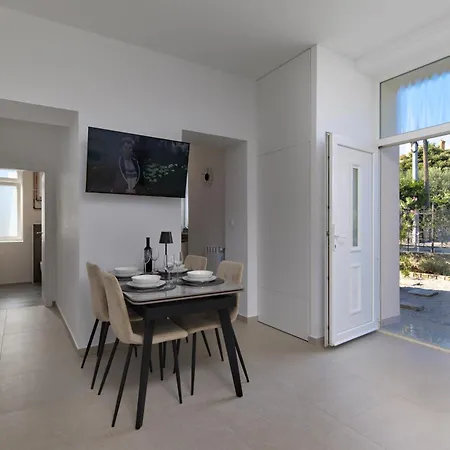 Apartament Seaview And Terrace La - Happy Kostrena